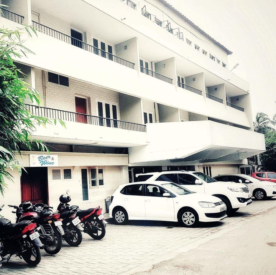 Keerthi Hotel Thiruvananthapuram Bagian luar foto